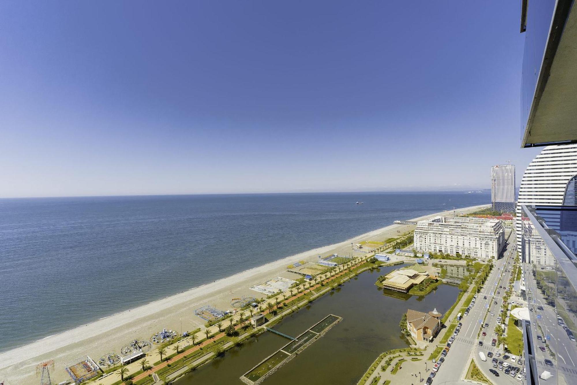 Orbi City Hotel With Sea View Batumi Exterior foto