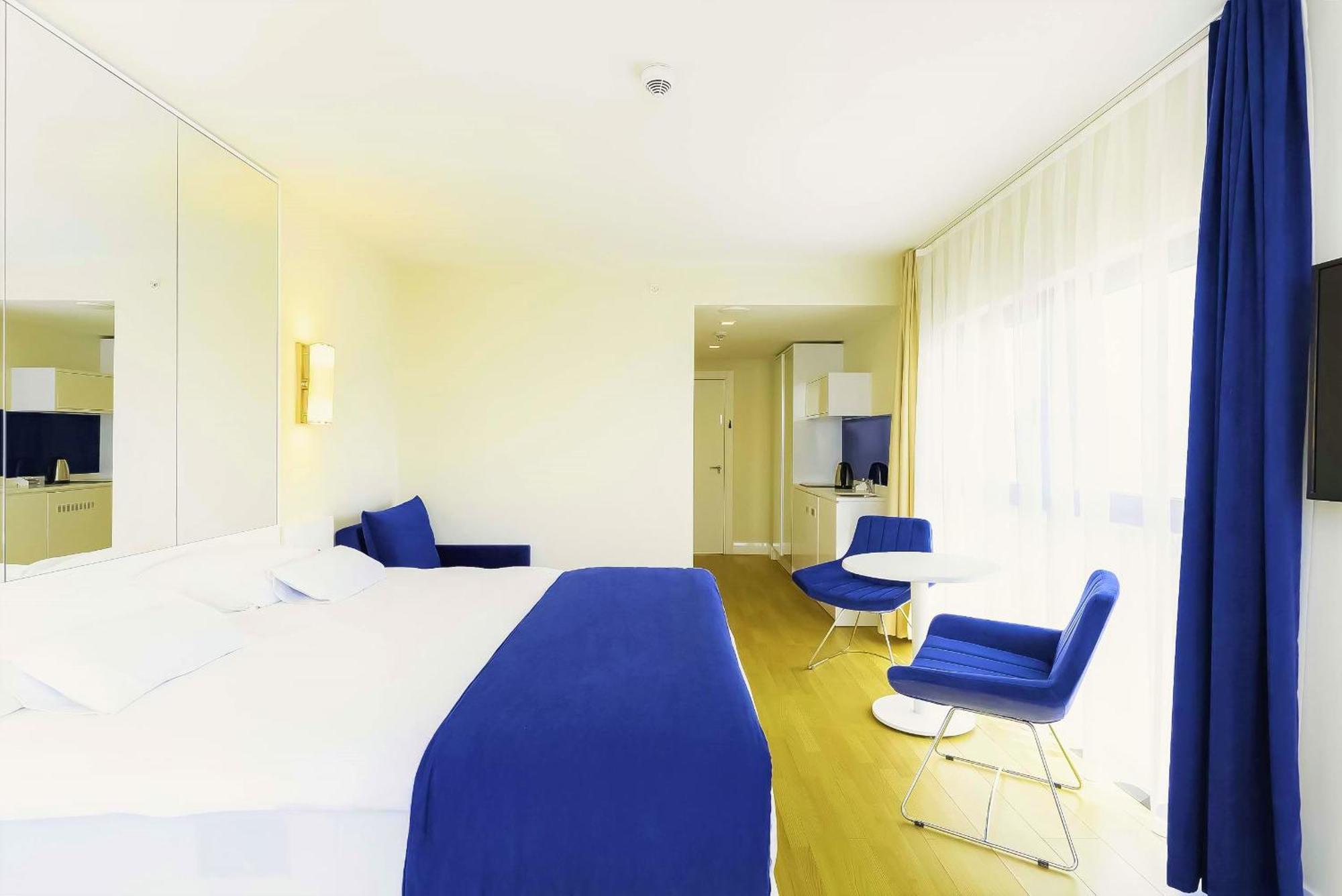 Orbi City Hotel With Sea View Batumi Exterior foto